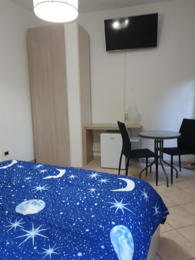 Romeo1 Apartment Gallarate Luaran gambar